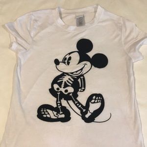 4/$20 Mickey Halloween shirt.